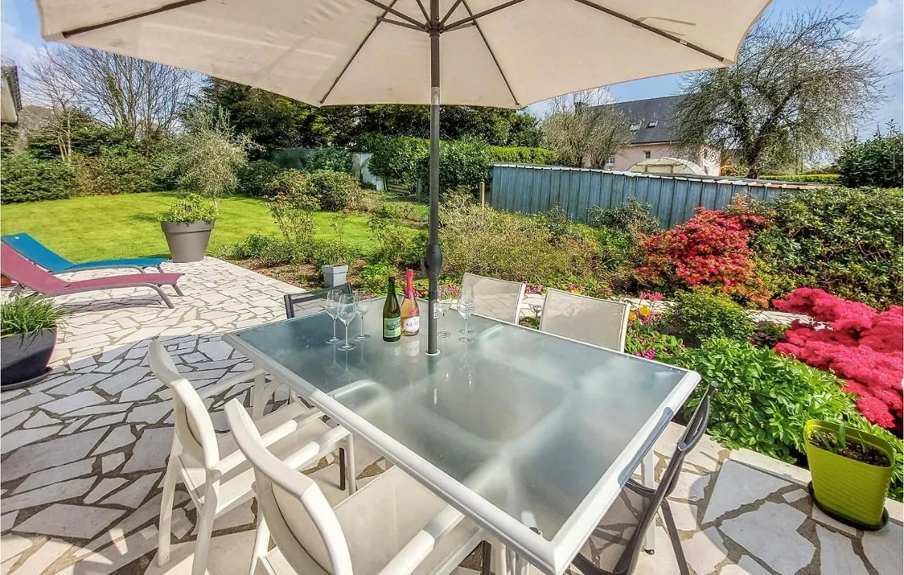 Gorgeous Home In Plouay With Wifi 0*,