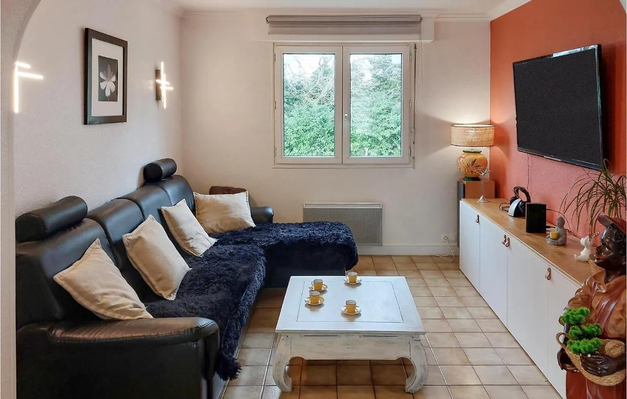 Gorgeous Home In Plouay With Wifi